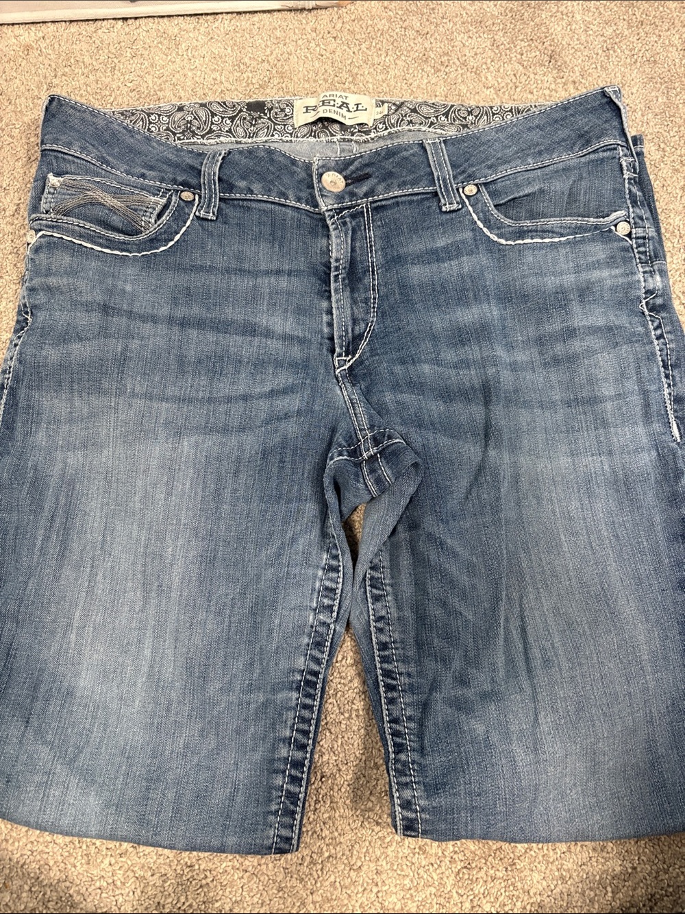 Women’s Ariat Mid Rise Straight Leg Jeans - Picture 4 of 7